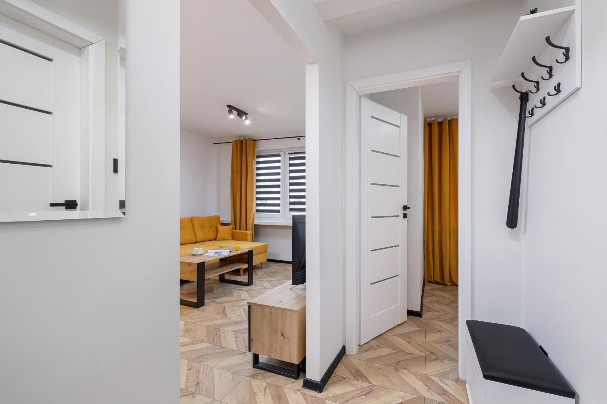 City Center One-Bedroom Apartment With Bathtub By Noclegi Renters Rzeszów Exterior foto