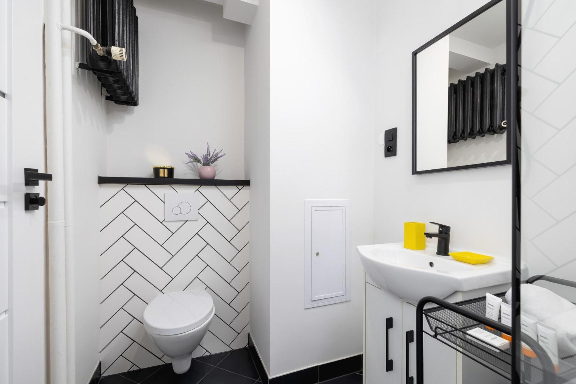 City Center One-Bedroom Apartment With Bathtub By Noclegi Renters Rzeszów Exterior foto